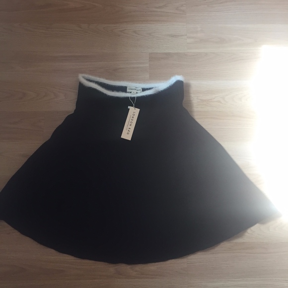 XL London Rag Casual Knit Skirt - Picture 2 of 5